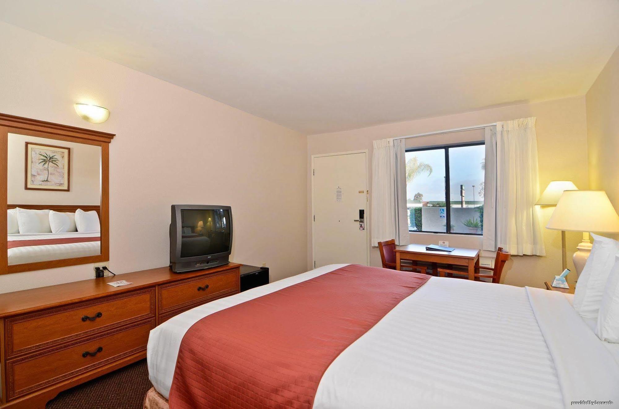 Pleasant Inn San Diego Exterior photo